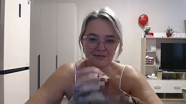 EleanoraDream online show from 03-25-26, 07:30