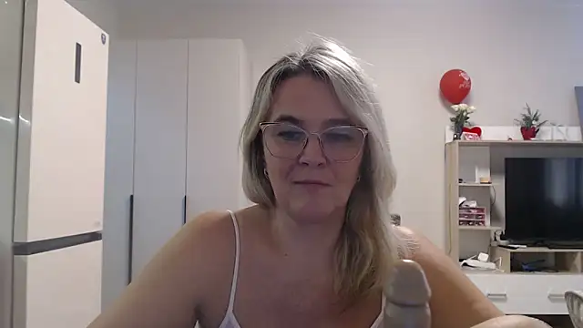 EleanoraDream online show from 03-23-26, 10:15