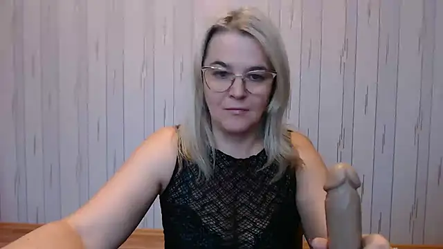 EleanoraDream online show from 11-11-25, 06:19