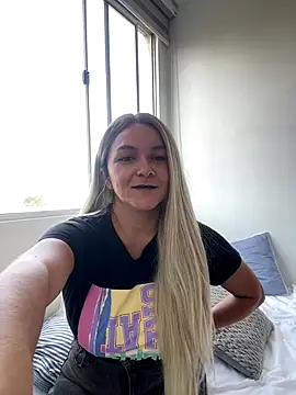 Nova Gabriela online show from 11-30-25, 01:34