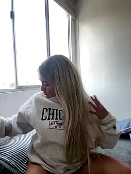 Nova Gabriela online show from 11-28-25, 03:34