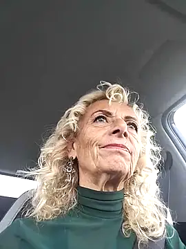 clarabell4 online show from 10-21-25, 06:35