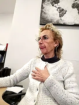 clarabell4 online show from 01-14-26, 08:40