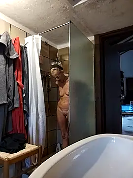 clarabell4 online show from 09-17-25, 05:42