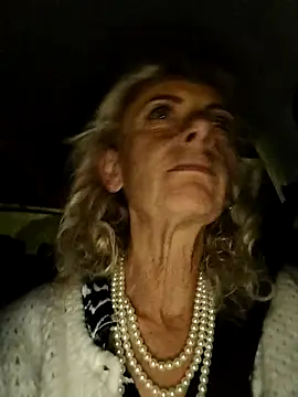 clarabell4 online show from 10-14-25, 06:08