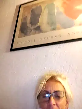 clarabell4 online show from 11-14-25, 09:07