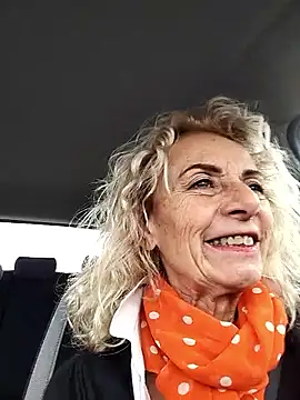 clarabell4 online show from 01-15-26, 07:56