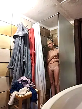 clarabell4 online show from 10-23-25, 06:01