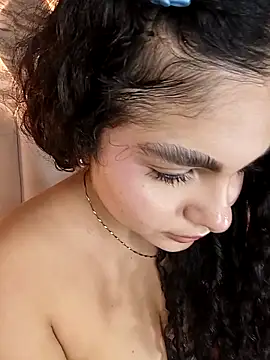 Yassy vazquez online show from 03-31-26, 07:38