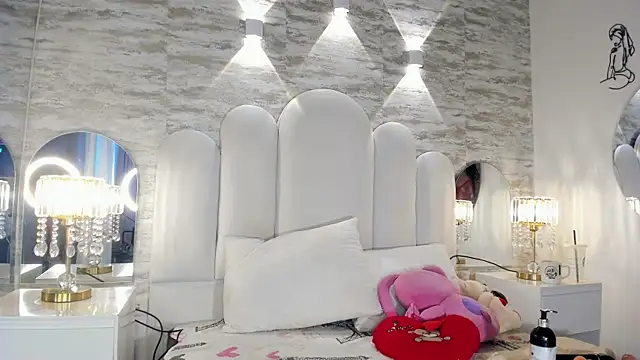 Yassy vazquez online show from 09-20-25, 07:41