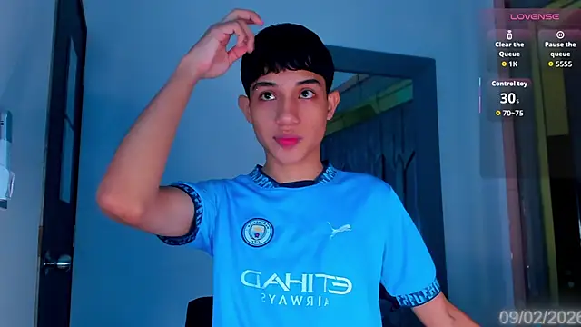 Snapshot of Sebax_Young chatting on 02-09-26, 08:29 Sebax Young online show from 02-09-26, 08:29