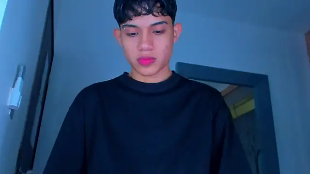 Sebax Young online show from 11-26-25, 09:04