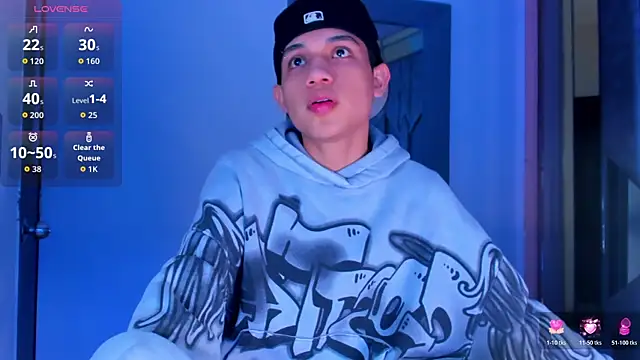 Snapshot of Sebax_Young chatting on 04-15-26, 08:09 Sebax Young online show from 04-15-26, 08:09