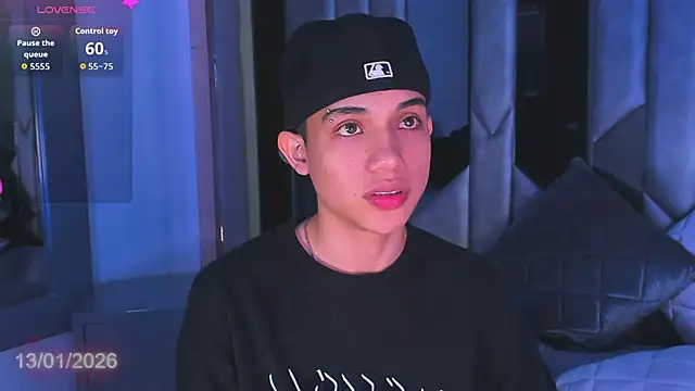 Sebax Young online show from 01-13-26, 08:57