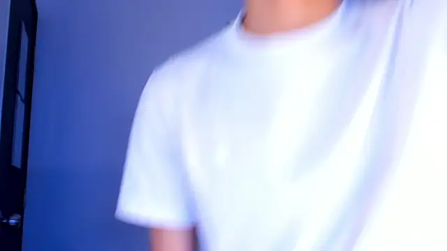 Snapshot of Sebax_Young chatting on 03-02-26, 08:05 Sebax Young online show from 03-02-26, 08:05