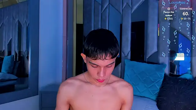 Snapshot of Sebax_Young chatting on 05-10-26, 04:16 Sebax Young online show from 05-10-26, 04:16
