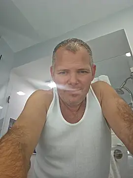 cubanitofeliz40 online show from 02-08-26, 12:41