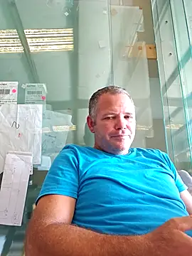 cubanitofeliz40 online show from 11-03-25, 08:12