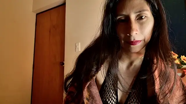  MoonLipson  online show from 10-04-25, 05:53