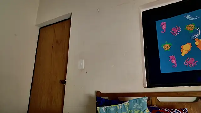  MoonLipson  online show from 09-09-25, 04:44