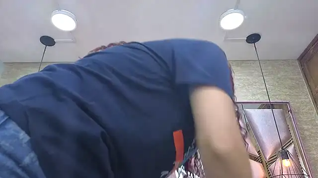 ThaliaCross online show from 12-14-25, 12:11