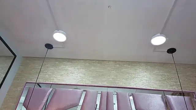 ThaliaCross online show from 03-29-26, 12:29