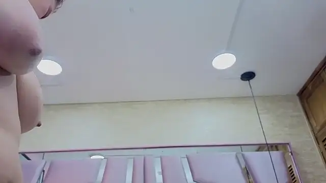 ThaliaCross online show from 06-27-26, 12:11