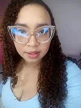 Snapshot of milee_baby chatting on 02-05-26, 12:39 milee baby online show from 02-05-26, 12:39