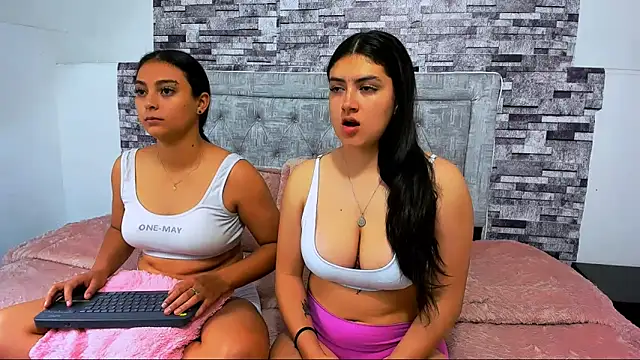 Snapshot of nicolexxaleja chatting on 09-14-25, 09:15 nicolexxaleja online show from 09-14-25, 09:15