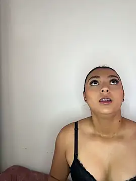 Snapshot of nicolexxaleja chatting on 07-04-26, 01:59 nicolexxaleja online show from 07-04-26, 01:59