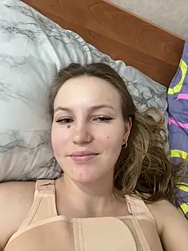 YungTessa online show from 10-12-25, 04:52