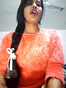 cute radhikaa online show from 01-16-26, 10:30