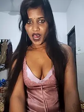 cute radhikaa online show from 11-04-25, 01:59