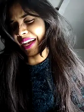 cute radhikaa online show from 02-07-26, 03:14