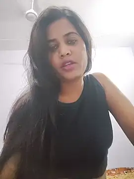 Snapshot of cute_radhikaa chatting on 05-24-26, 07:08 cute radhikaa online show from 05-24-26, 07:08