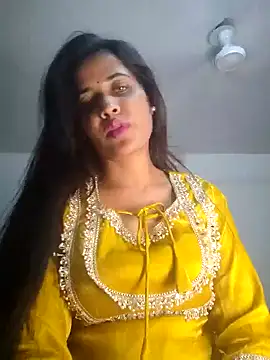 Snapshot of cute_radhikaa chatting on 04-17-26, 08:11 cute radhikaa online show from 04-17-26, 08:11