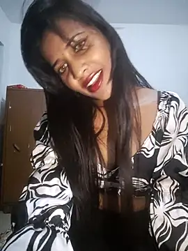 cute radhikaa online show from 11-11-25, 05:08