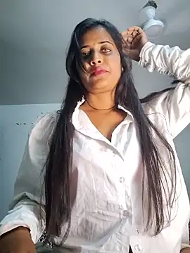 Snapshot of cute_radhikaa chatting on 03-30-26, 10:00 cute radhikaa online show from 03-30-26, 10:00