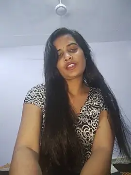 Snapshot of cute_radhikaa chatting on 05-28-26, 06:32 cute radhikaa online show from 05-28-26, 06:32