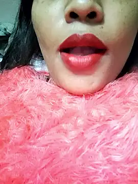 cute radhikaa online show from 12-22-25, 06:41