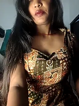 cute radhikaa online show from 10-16-25, 12:30