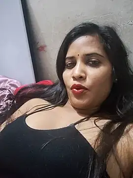 Snapshot of cute_radhikaa chatting on 04-05-26, 09:21 cute radhikaa online show from 04-05-26, 09:21