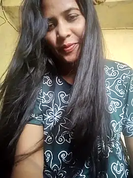 Snapshot of cute_radhikaa chatting on 05-10-26, 12:09 cute radhikaa online show from 05-10-26, 12:09
