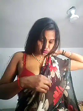 Snapshot of cute_radhikaa chatting on 04-13-26, 09:08 cute radhikaa online show from 04-13-26, 09:08