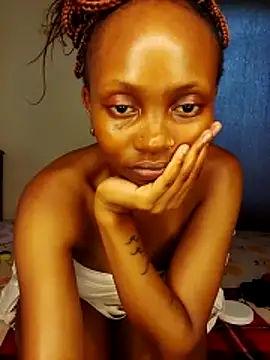 SeffieLucy online show from 12-20-25, 10:29