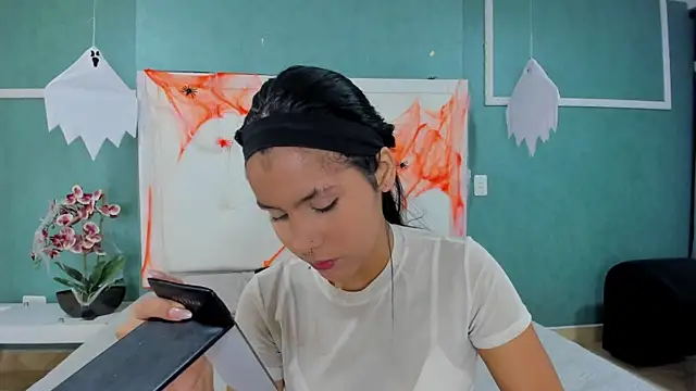 ania gomez online show from 11-01-25, 09:19