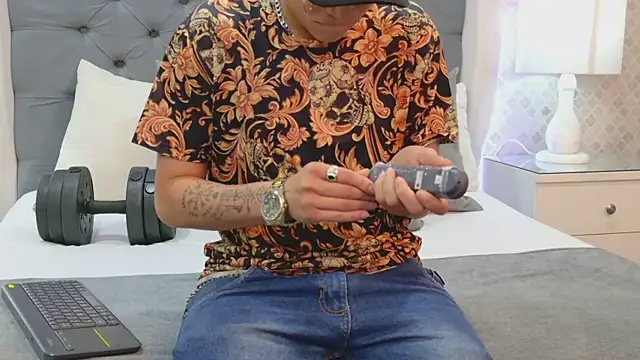 ZoeKrug online show from 11-13-25, 11:58