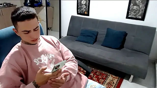 santii ss online show from 11-18-25, 12:48