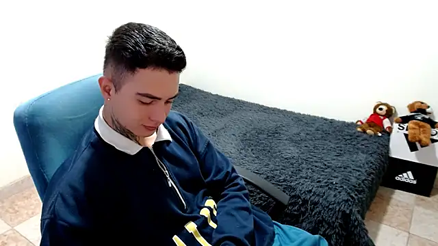 santii ss online show from 10-22-25, 03:33