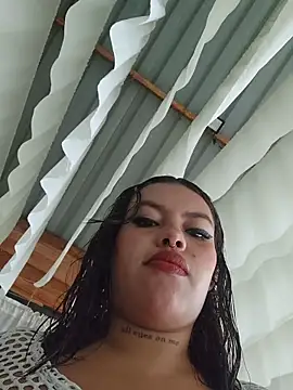 Snapshot of Yessica_Lopezz chatting on 05-10-26, 11:25 Yessica Lopezz online show from 05-10-26, 11:25